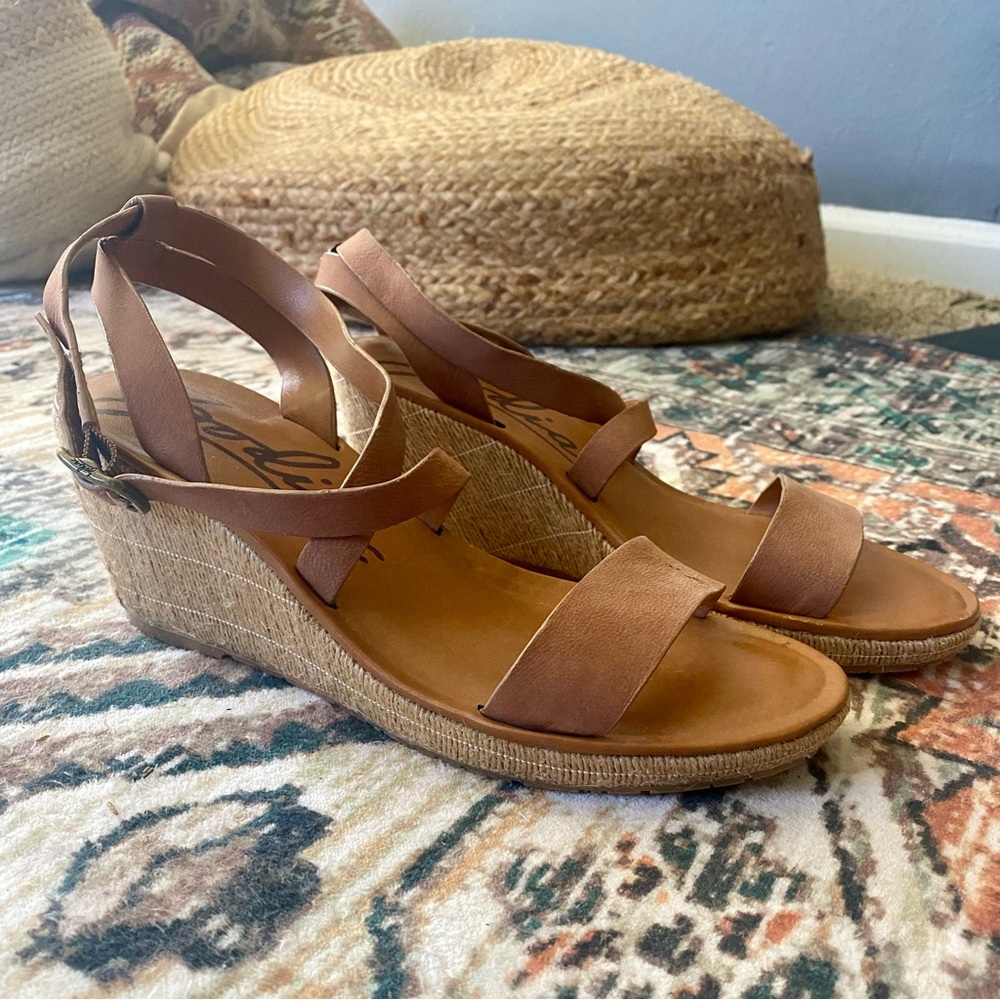 Zodiac Emilia Tan Leather Espadrille Wedge Sandals Size 8.5 - Picture 4 of 6